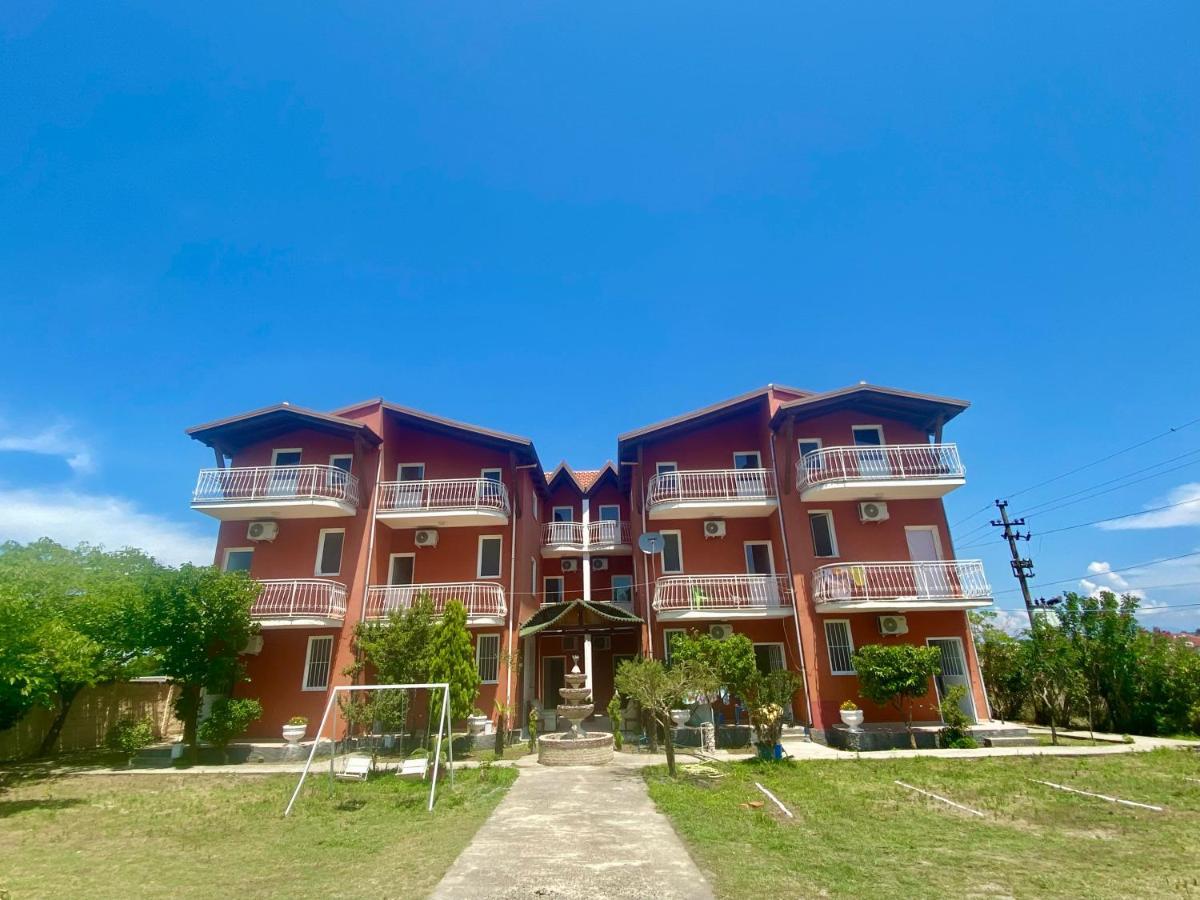 Densti Hotel Velipojë