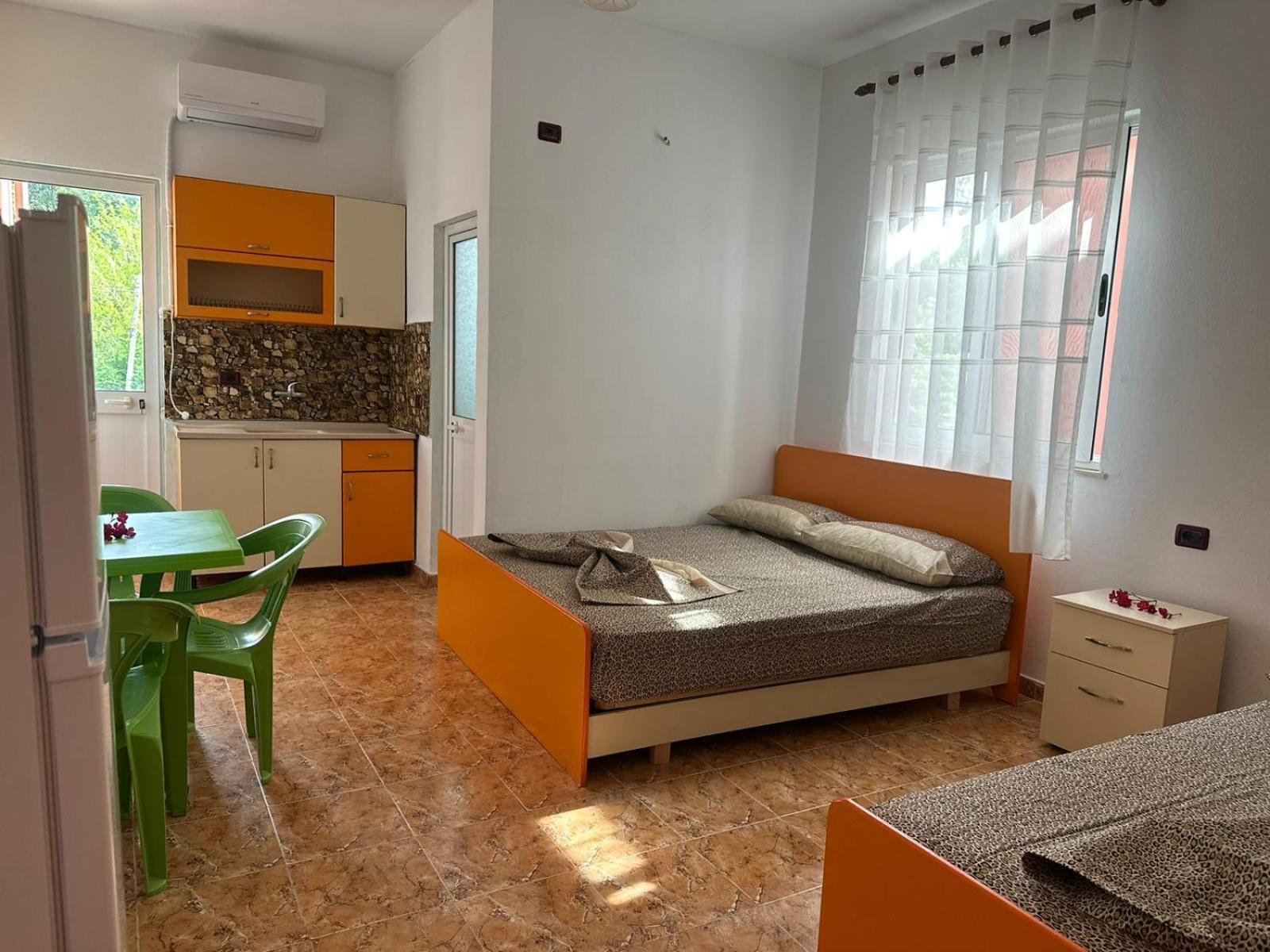 Hotel Densti Velipojë